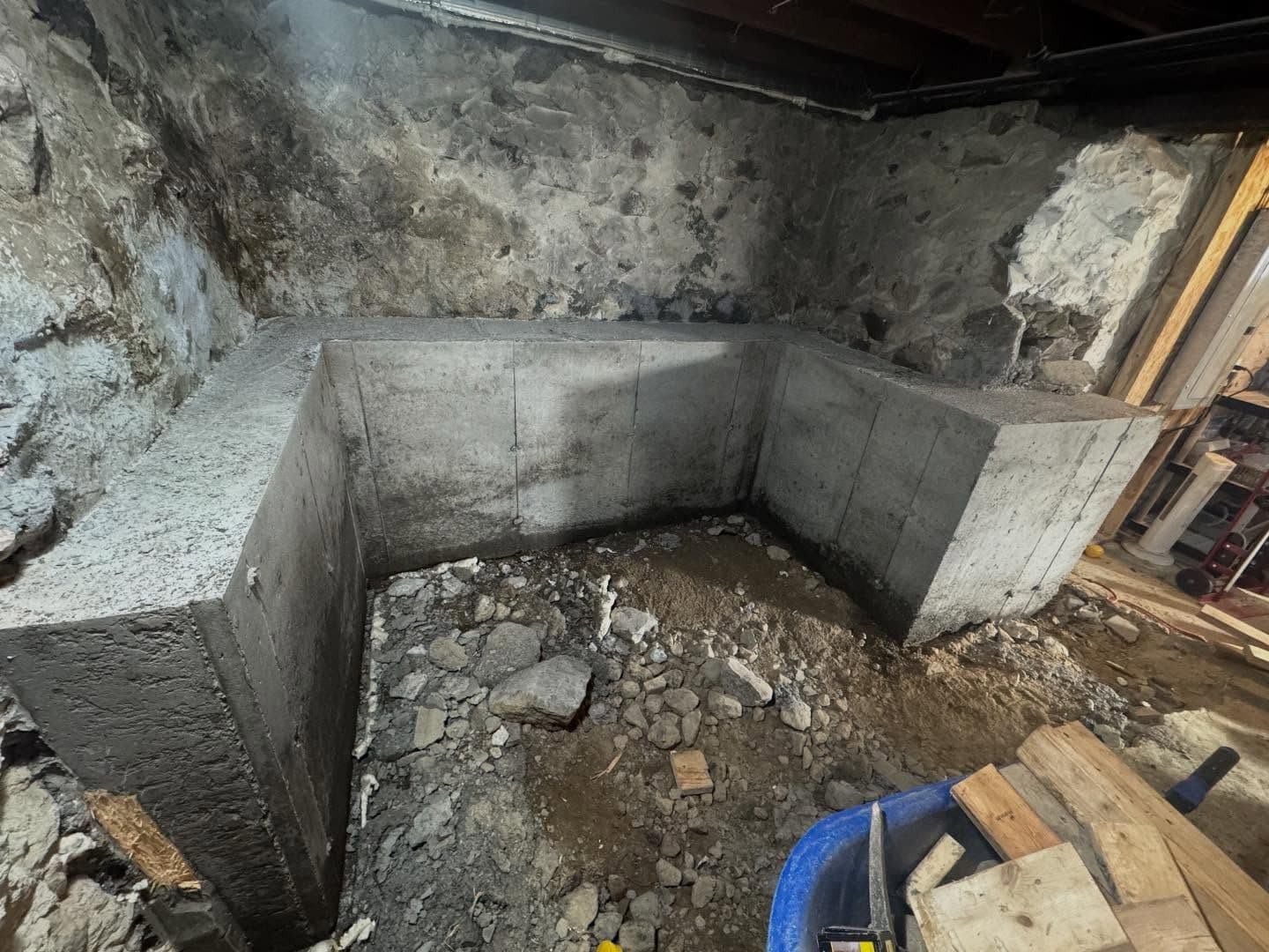 Hand-Dug Shoring & Underpinning