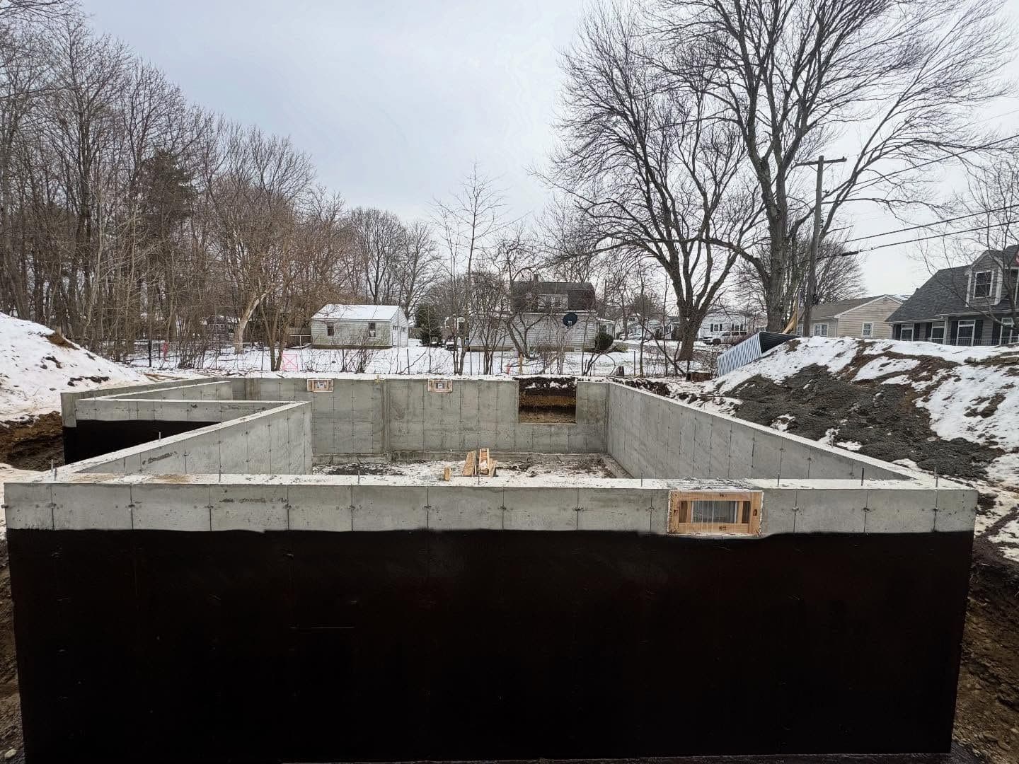 Newburyport House & Detached Garage