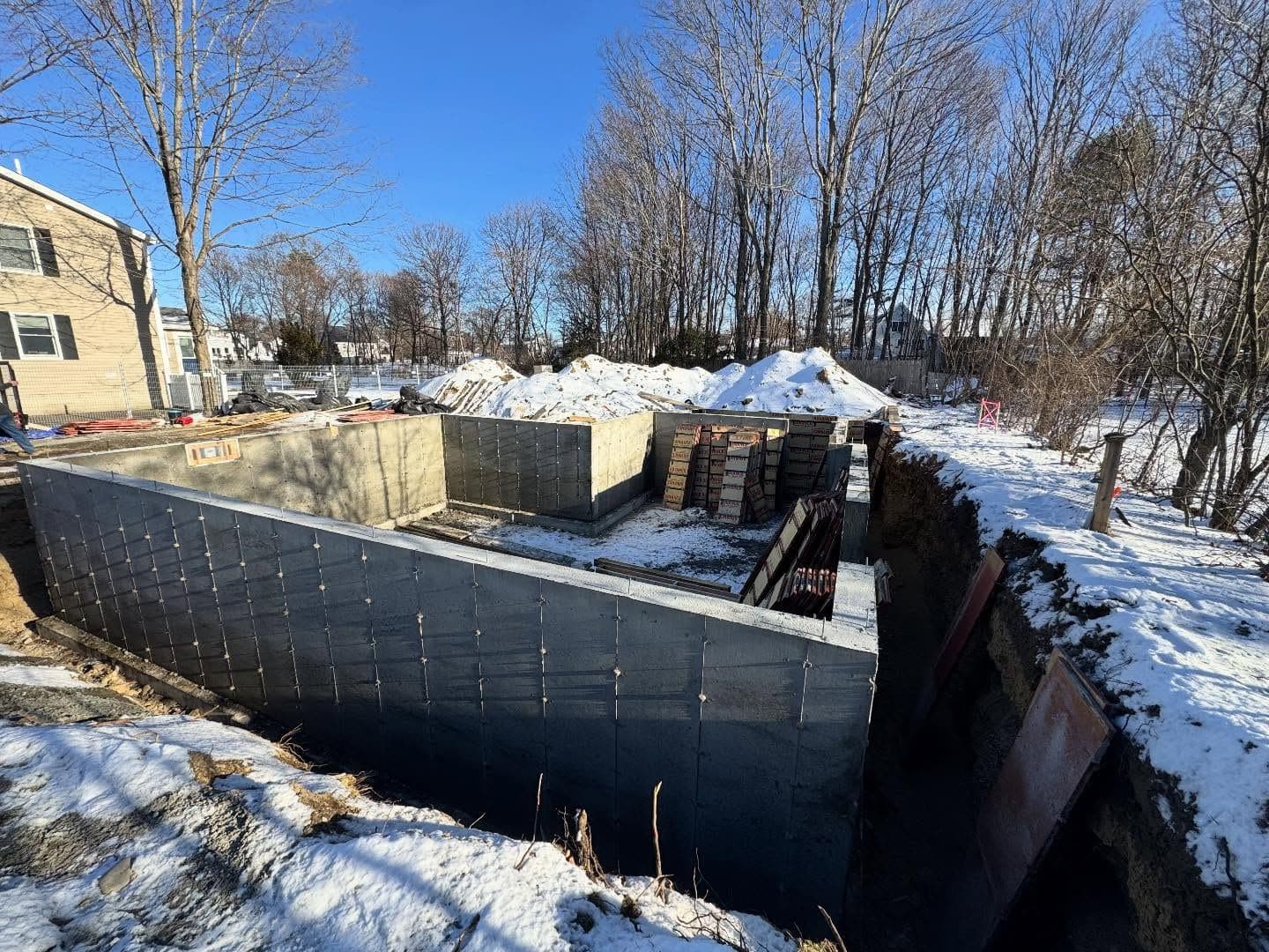 Newburyport House & Detached Garage