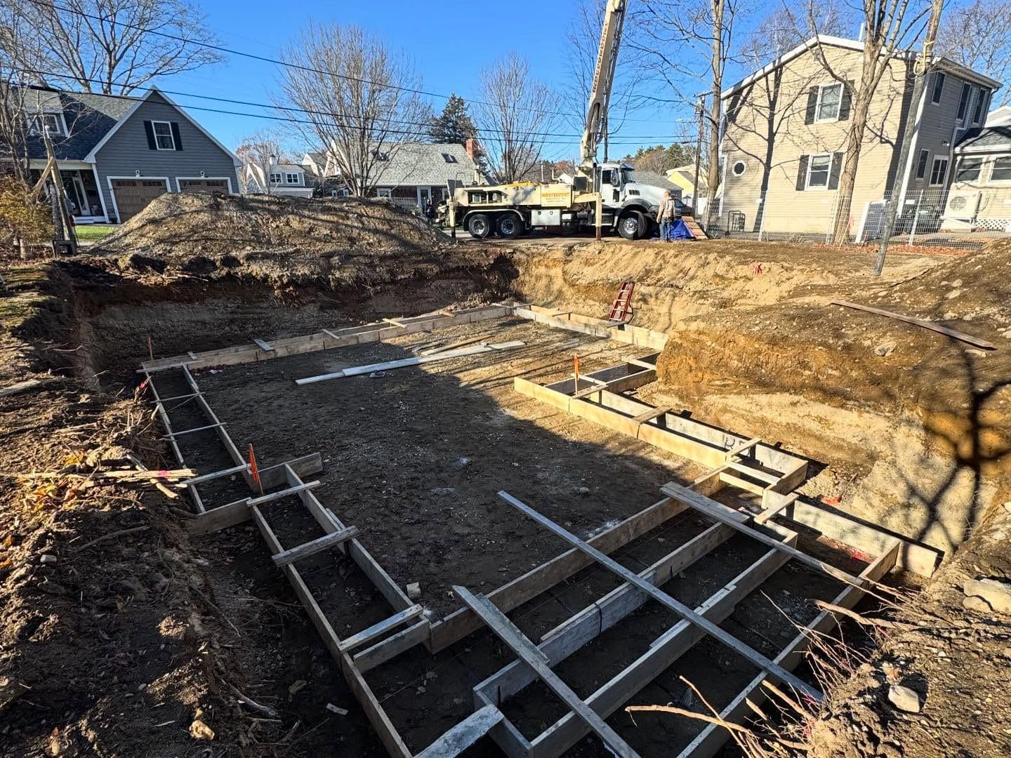 Newburyport House & Detached Garage